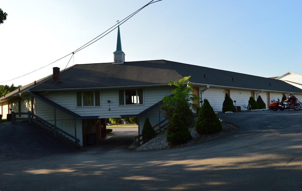 New World Inn Barre Exterior photo